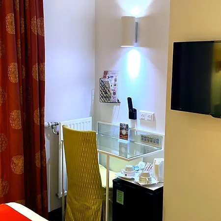 Hotel Austin's Saint Lazare 3*