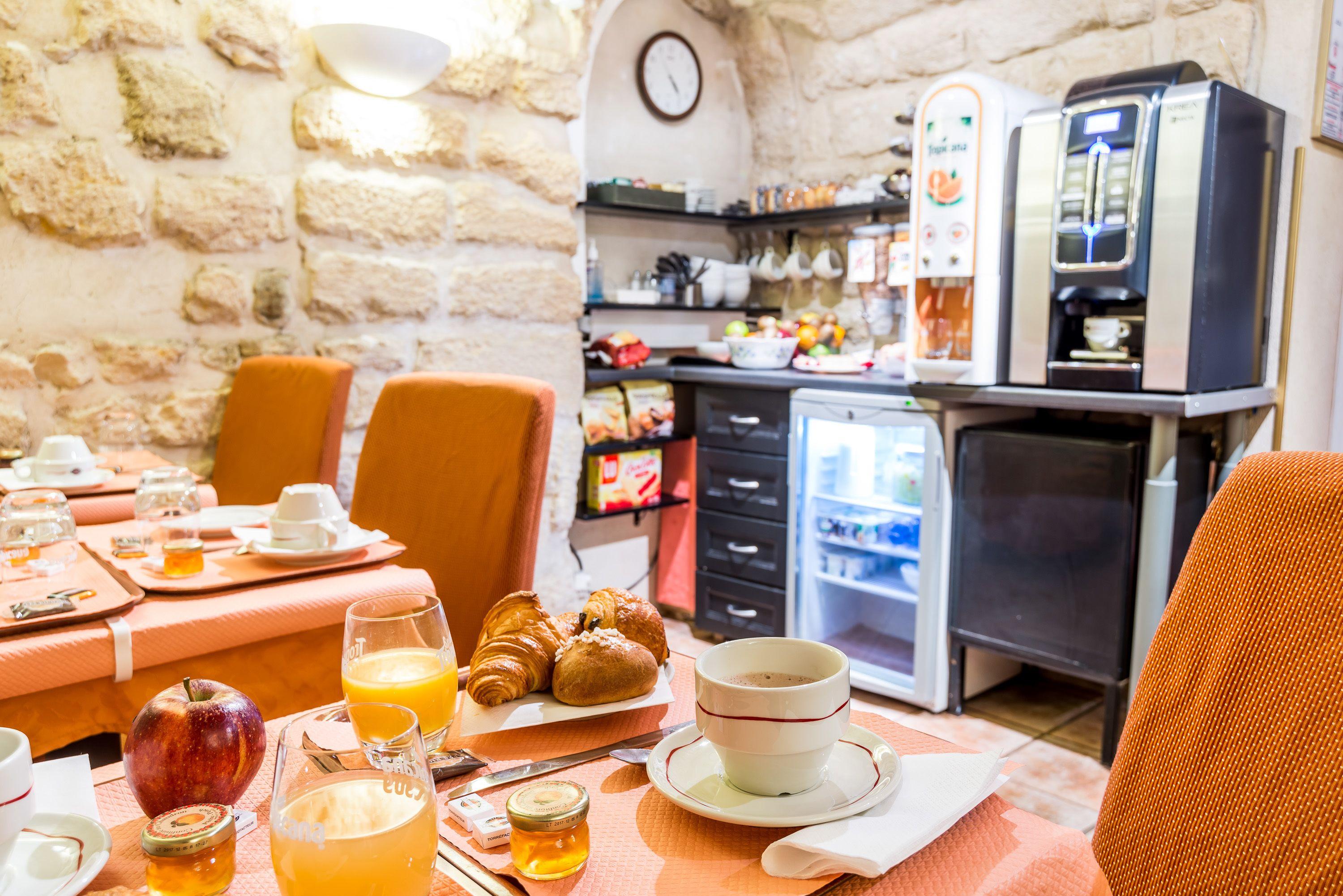 Austin's Saint Lazare Hotel 3*