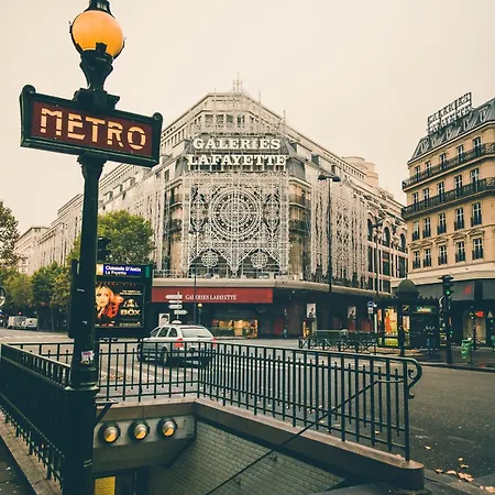 Hotel Austin's Saint Lazare Parigi