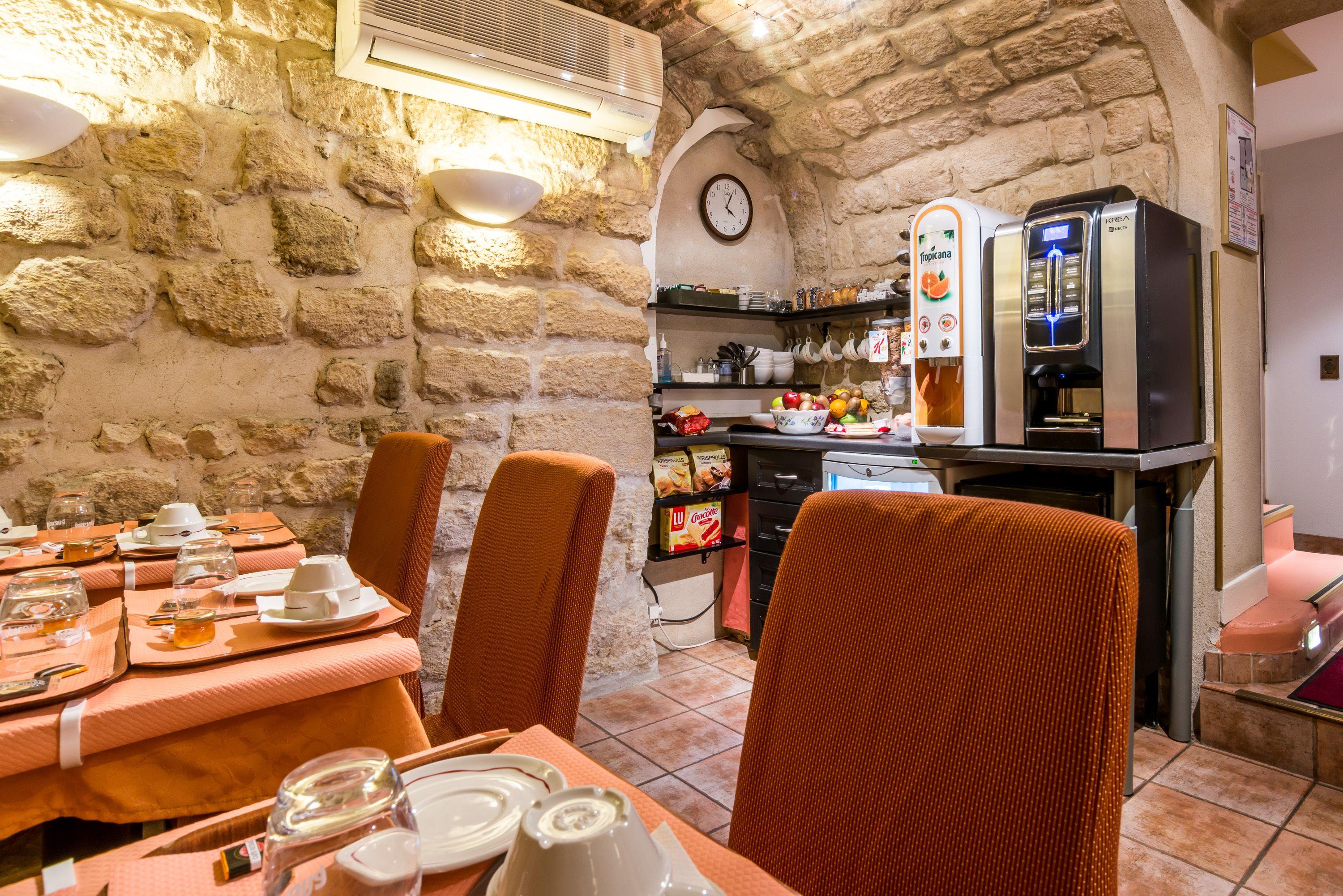 Hotel Austin's Saint Lazare 3*