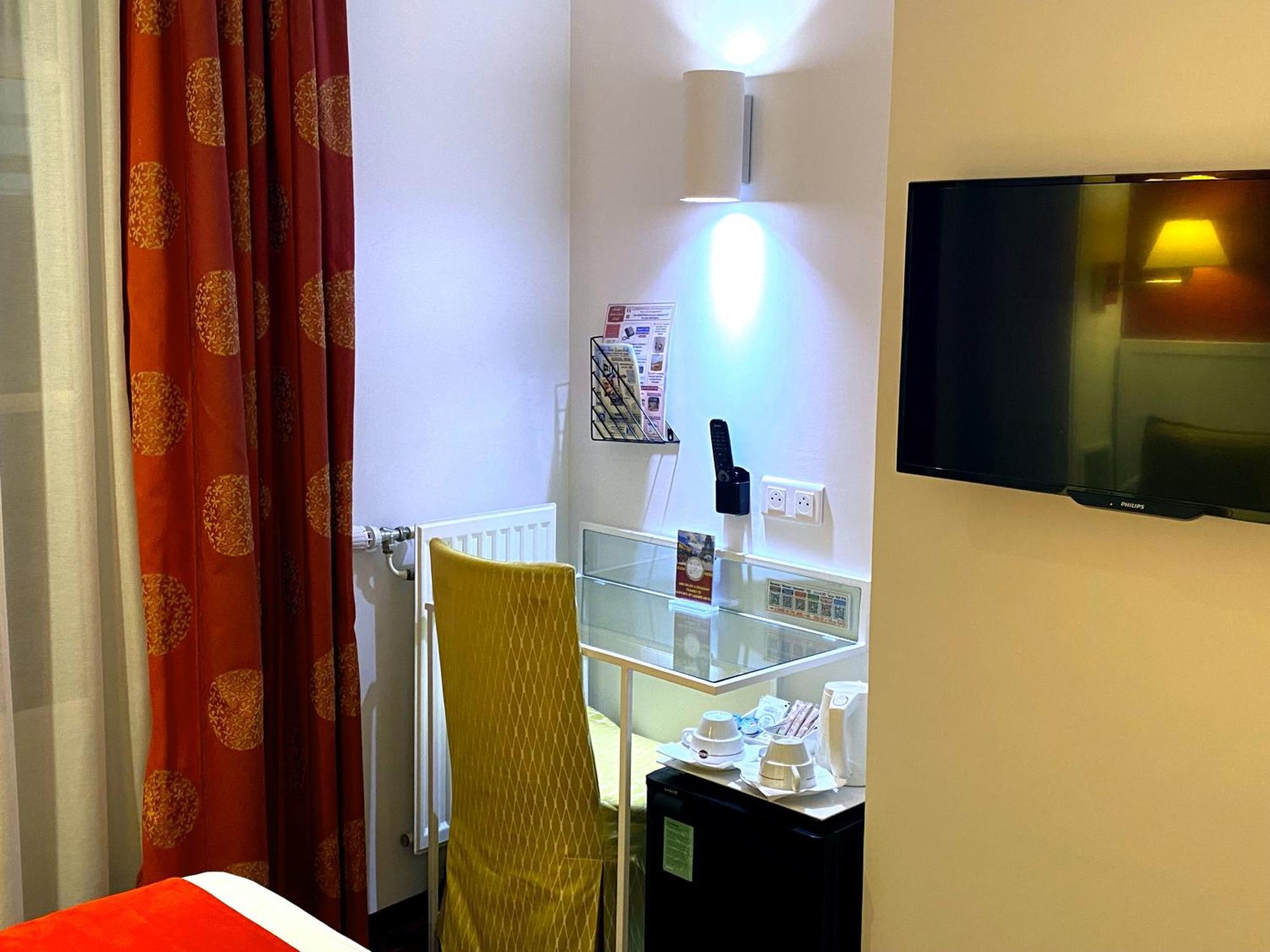 Hotel Austin's Saint Lazare 3*